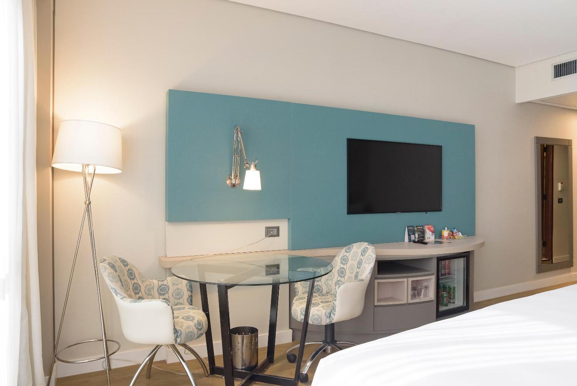Отель Royal Tulip Brasilia Alvorada Экстерьер фото A room at the Hilton Garden Inn